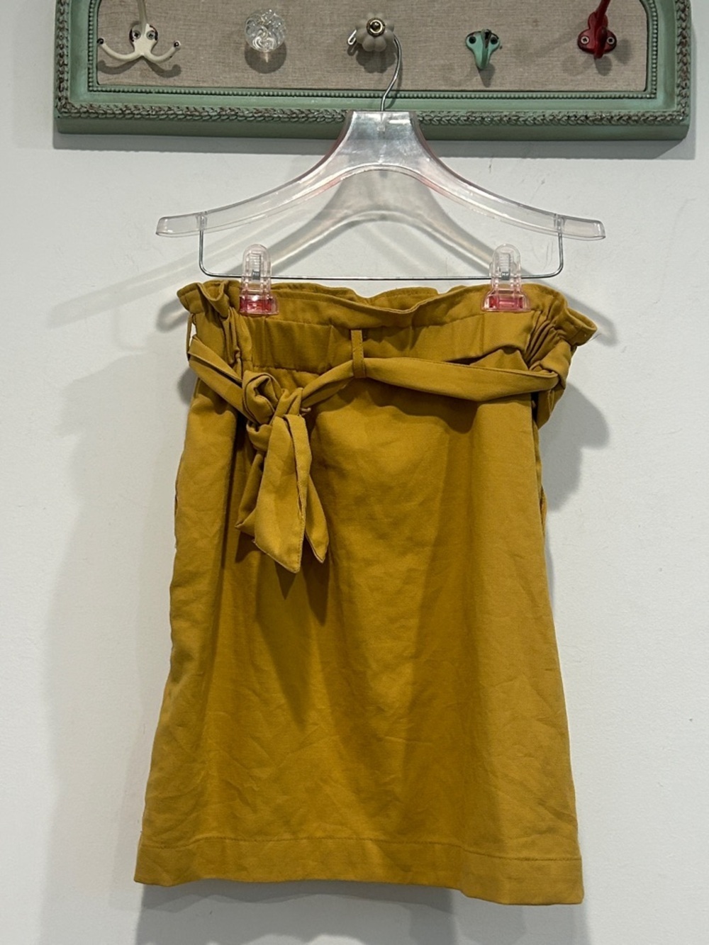 H&M Mustard Yellow Paperbag-Waist belted Mini Skirt women size 6